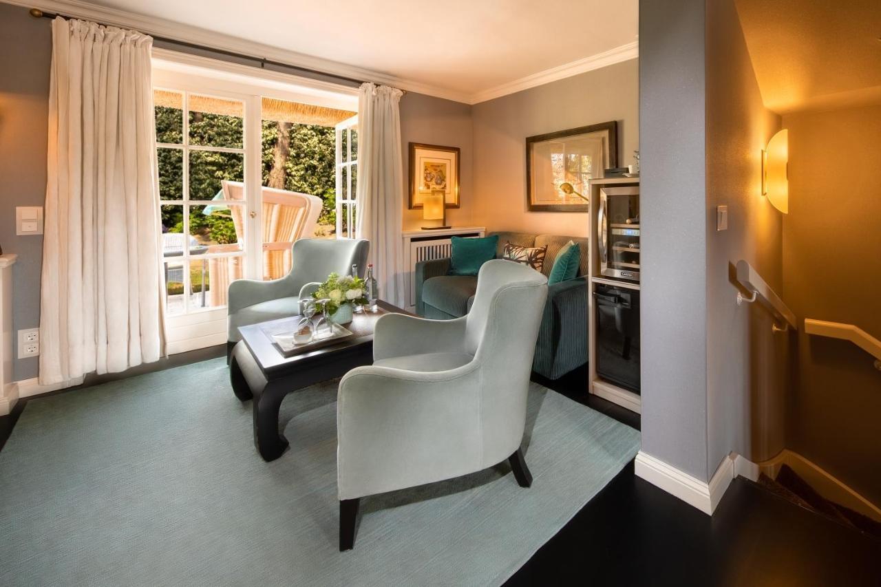 Village Hotel 4*