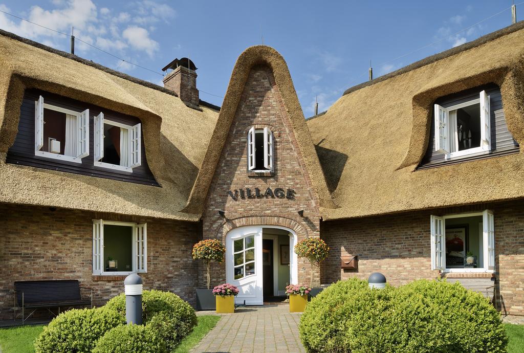 Village 4*